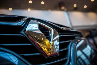Dieselgate: Renault rinviata a giudizio in Francia per frode aggravata sulle emissioni