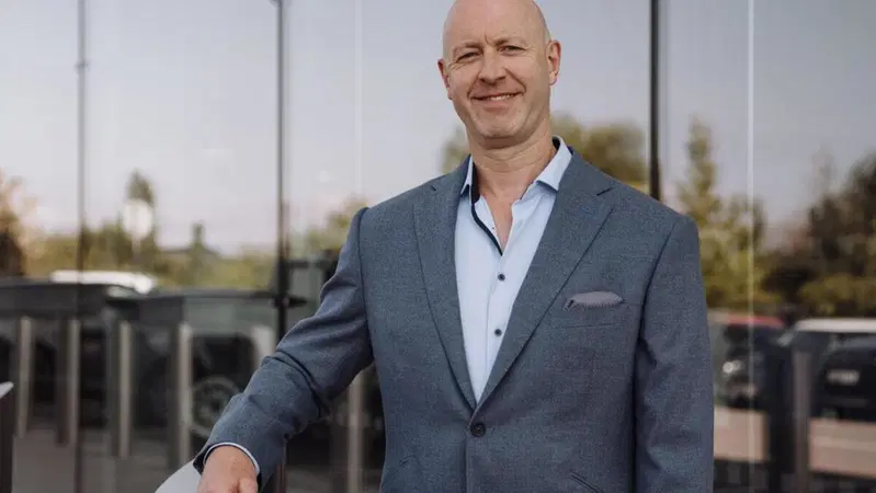 Jaguar Land Rover cambia strategia: arriva un ex dirigente Audi per guidare la rivoluzione dei nuovi