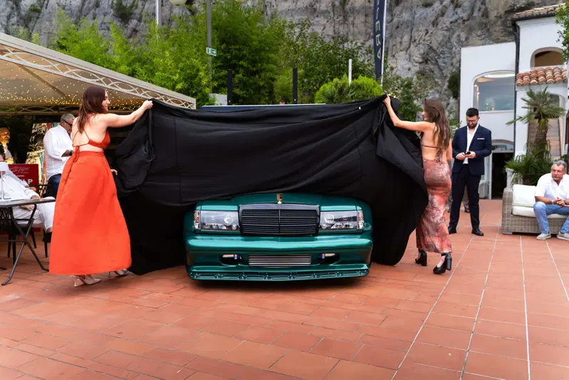 L'unveiling di iride in Liguria