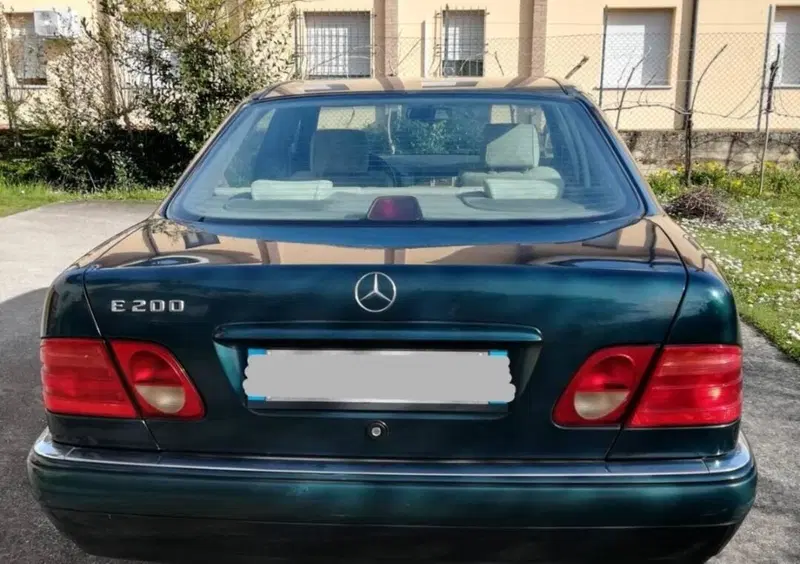 Mercedes-Benz E200 ELEGANCEd'epoca del 1996 a Canaro