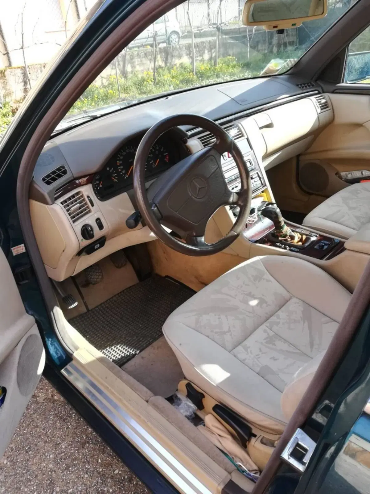 Mercedes-Benz E200 ELEGANCE d'epoca a Rovigo (2)