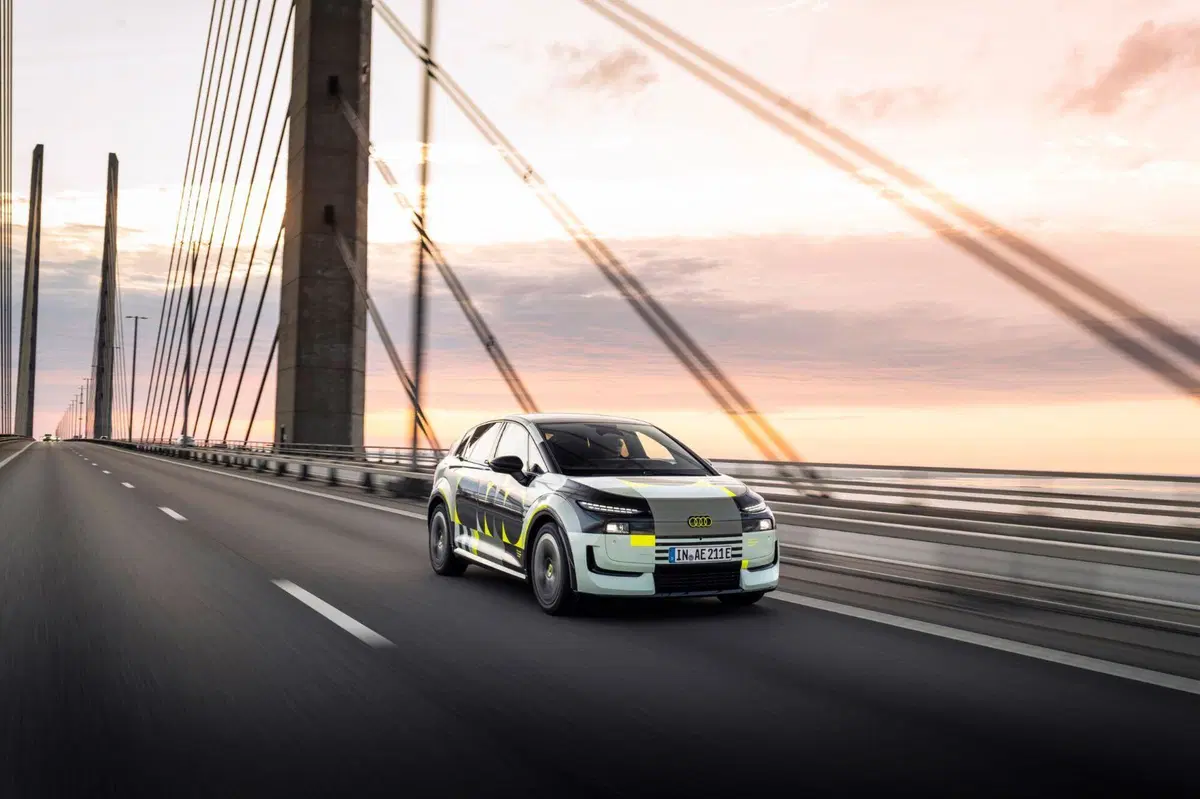 Audi rispolvera la A2: consumi ridotti, batteria LFP e ricarica bidirezionale