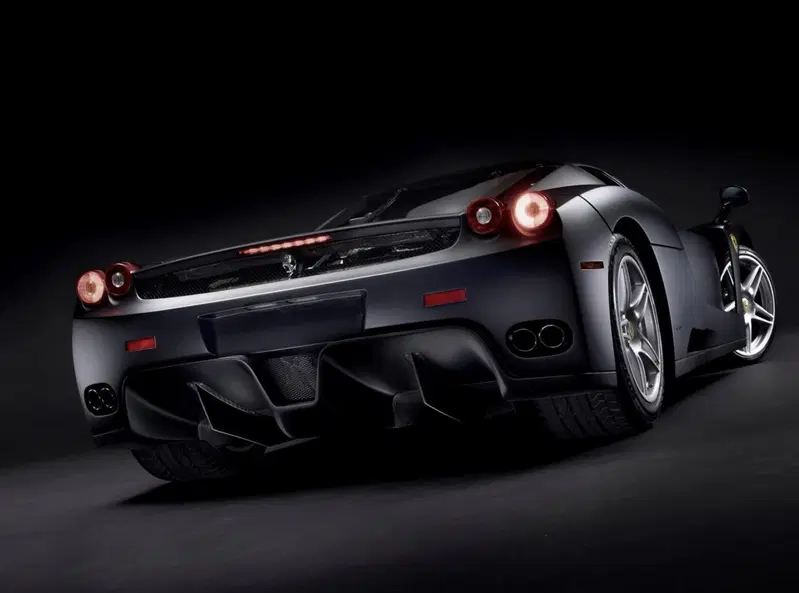 Ferrari Enzo Posteriore