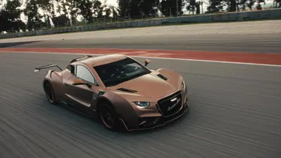 Hispano Suiza svela l'HSDD: cos&igrave; l'elettronica "invisibile" gestisce la hypercar Carmen Sagrera