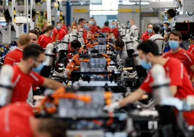 Auto elettriche usate: nel Regno Unito nasce il centro che ripara le batterie