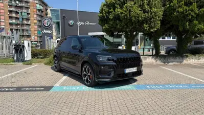 Zeekr 8X, primo contatto con il maxi SUV ibrido plug-in da oltre 1.000 kW: arriver&agrave; in Europa?