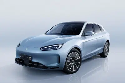 Prosegue l'espansione globale di Aito. Cosa sapere delle nuove auto elettriche cinesi plasmate da Huawei