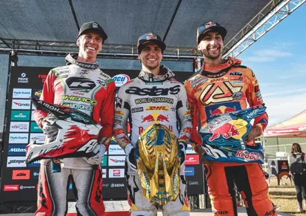 EnduroGP26 #13 Galles. D2. Campioni del Mondo. Andrea Verona c’è! E con lui Alberto Elgari (il Calcio italiano dovrebbe imparare dall’Enduro!) [VIDEO]