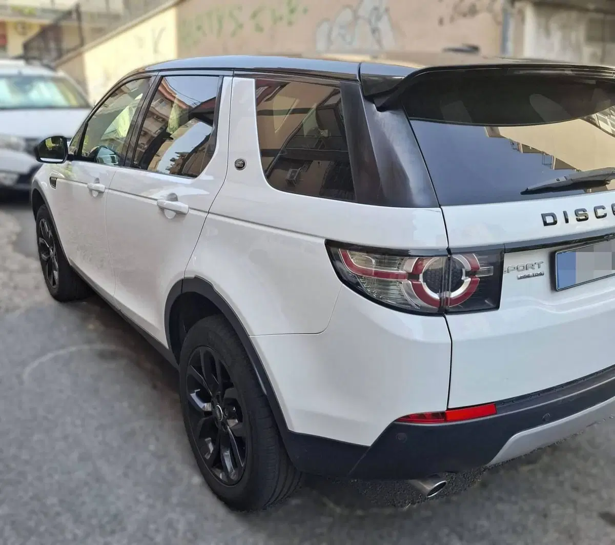 Land Rover Discovery Sport usata a Catania (4)