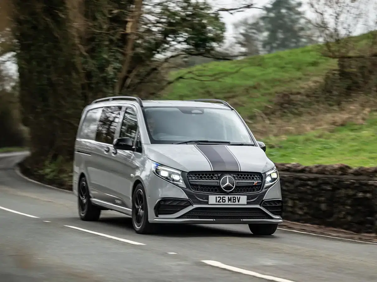 Mercedes Vito Sport-X: il furgone diventa sportivo, con 190 CV e cerchi da "19 (3)