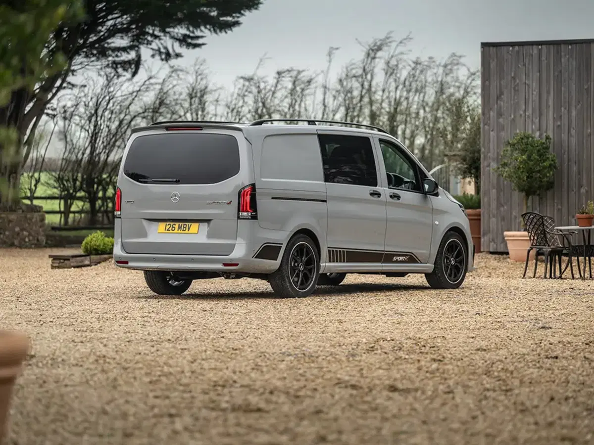 Mercedes Vito Sport-X: il furgone diventa sportivo, con 190 CV e cerchi da "19 (5)