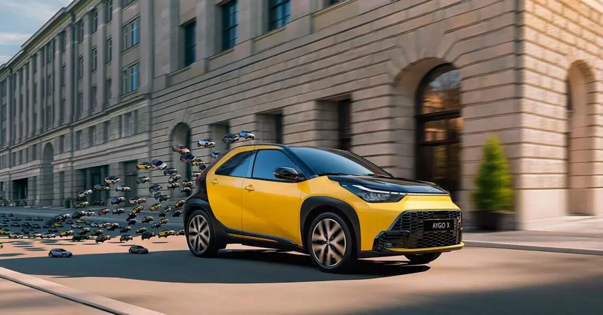 Toyota Aygo X Full Hybrid: la promo di agosto a 119 euro al mese e 2.900 euro di sconto