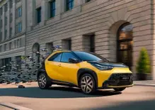 Toyota Aygo X Full Hybrid: la promo di agosto a 119 euro al mese e 2.900 euro di sconto