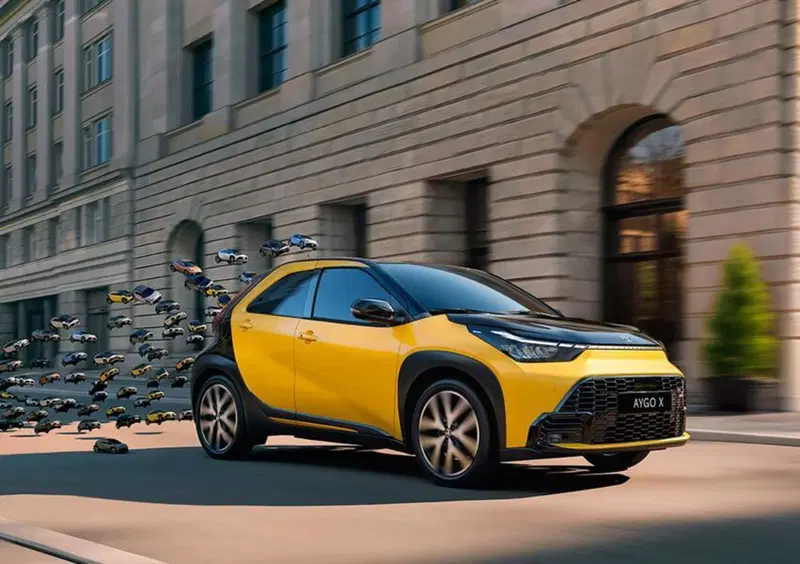 Toyota Aygo X Full Hybrid: la promo di agosto a 119 euro al mese e 2.900 euro di sconto
