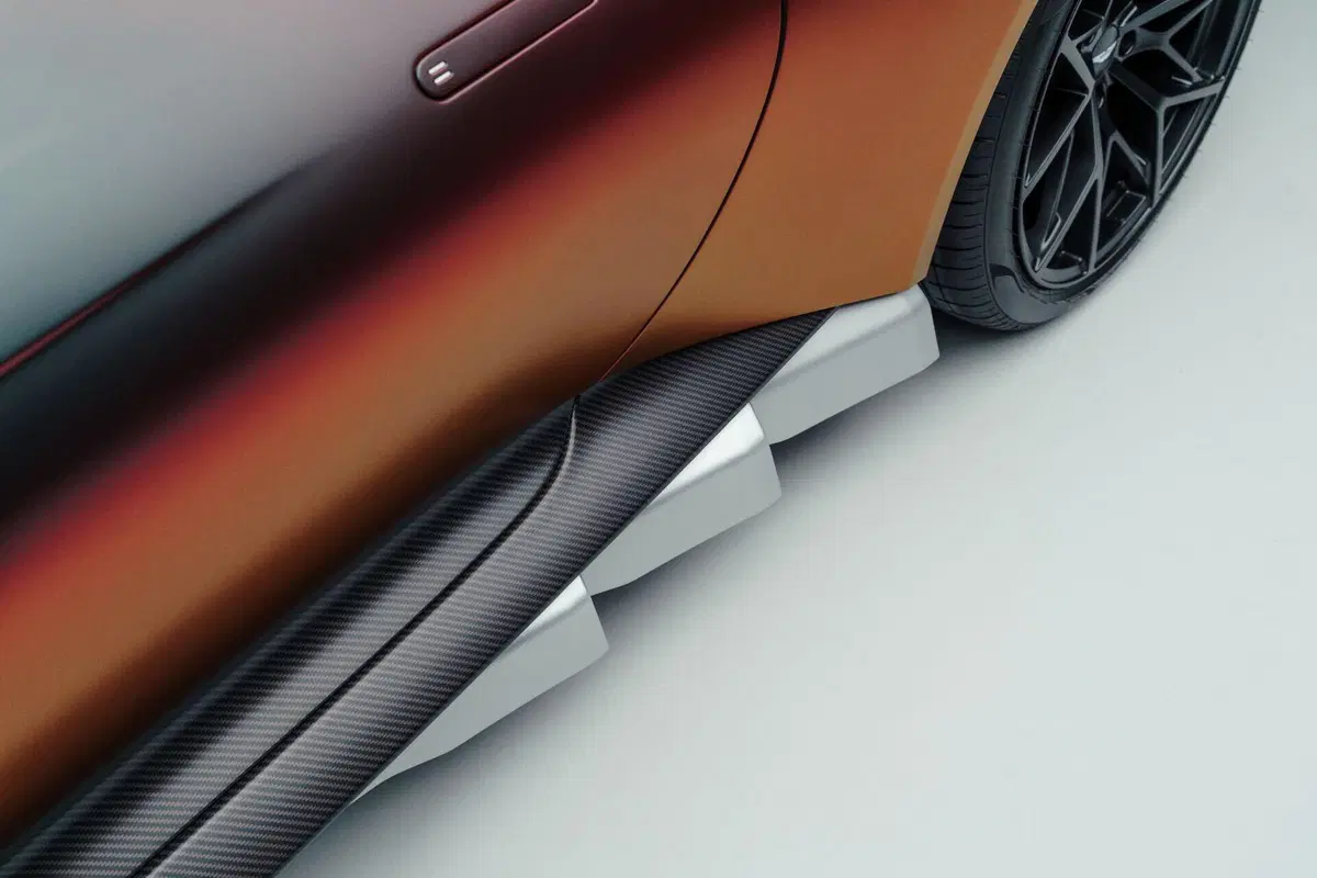 Aston Martin Valen, la V12 più potente di sempre: 850 CV e 345 km/h (18)