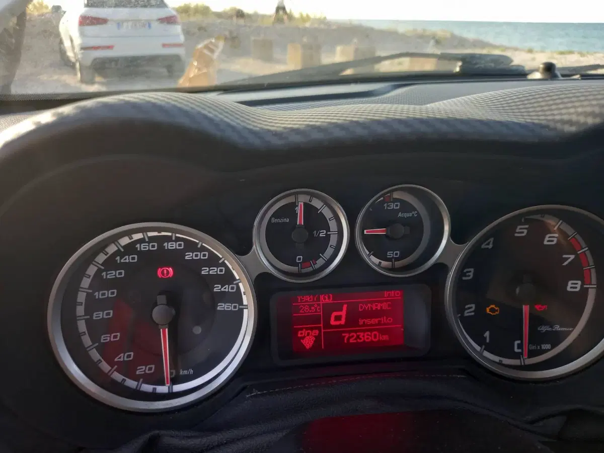 Alfa Romeo MiTo usata a Pesaro-Urbino (7)