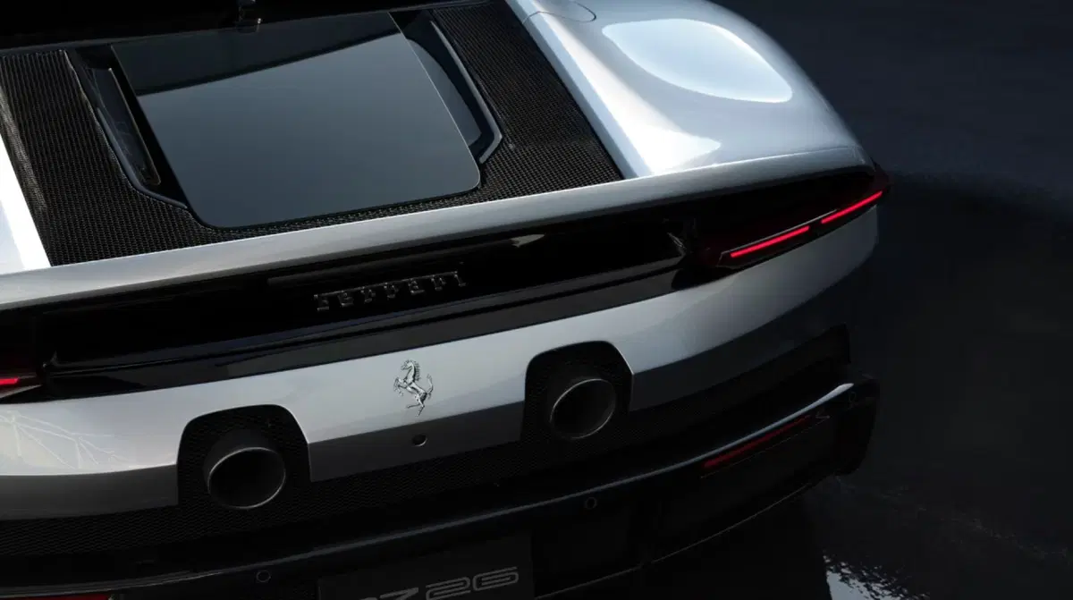 Ferrari CZ26, la SF90 Stradale cambia volto: la one-off da 1.000 CV debutta a Monterey (2)