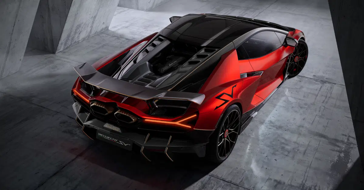 Lamborghini Revuelto SV: il "Quantum of Driving" tra design radicale e prestazioni da primato [VIDEO]