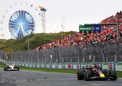 F1, torna la bagarre in pista: orari e dove vedere il GP d’Olanda 2026 su Sky, NOW e TV8