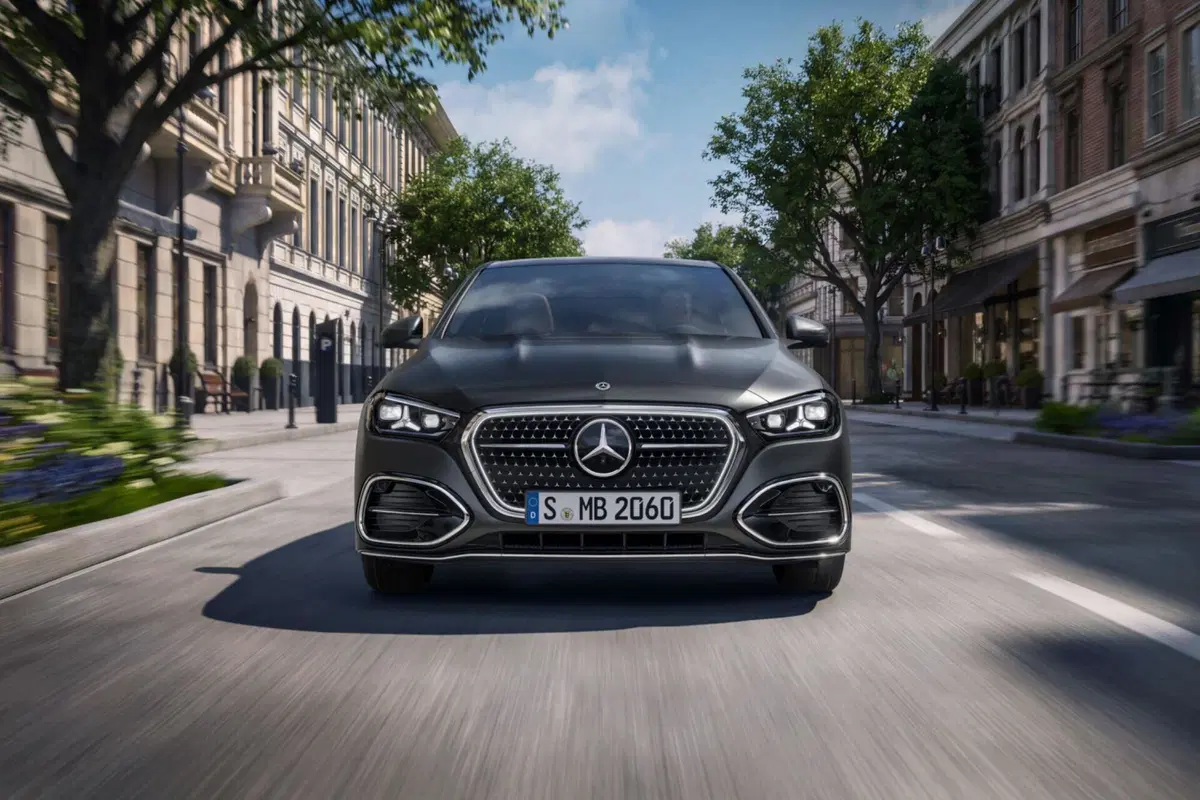 Nuova Mercedes Classe C: intelligenza artificiale, addio turbo-lag e un'iniezione di elettroni per dominare il segmento (20)