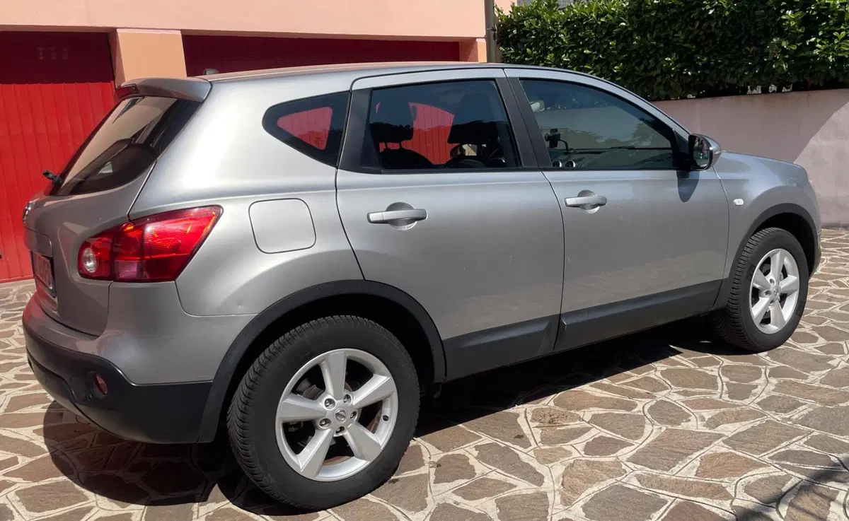 Nissan Qashqai usata a Milano (6)