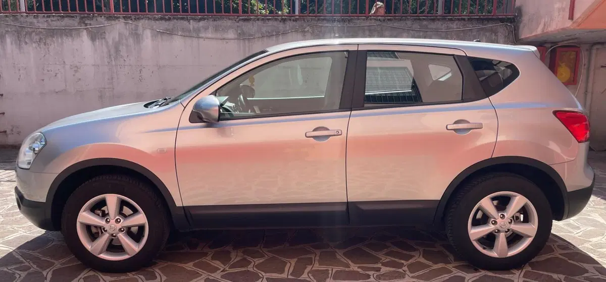 Nissan Qashqai usata a Milano (2)
