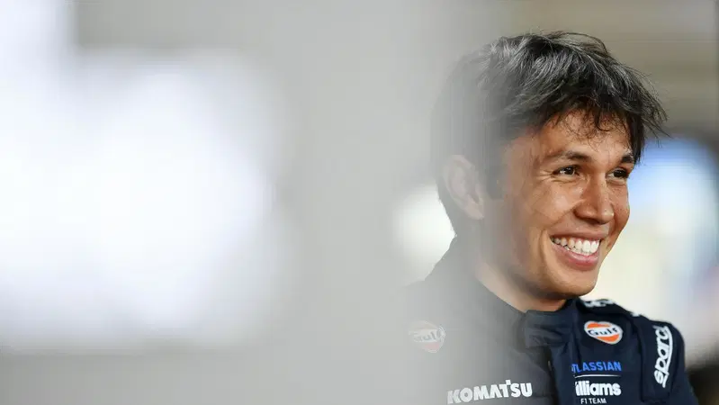 F1, colpo di scena nel mercato piloti: Alex Albon e Williams insieme anche nel 2027