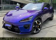 Sembra la copia della Ferrari Purosangue, ma a disegnarla è stata una matita ex Ferrari: ecco la Luxeed RX