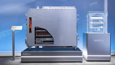 Autonomia da diesel e ricarica del futuro: Geely lancia la sfida delle batterie allo stato solido per il 2027