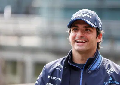 F1. So che è difficile, ma ci credo: Sainz spegne le voci di mercato e giura fedeltà alla Williams