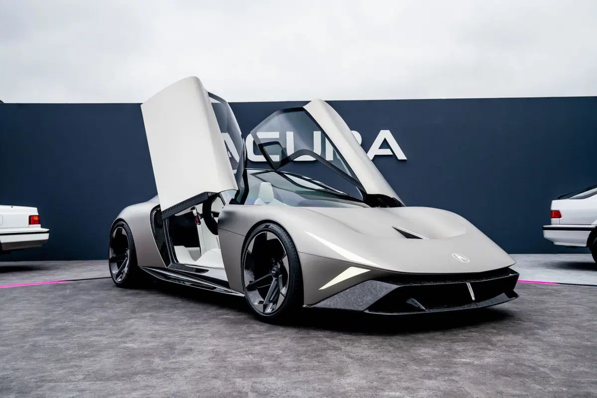 Sguardo al futuro o erede della Honda NSX? Acura svela la spaventosa NEXERA Vision [VIDEO] (43)