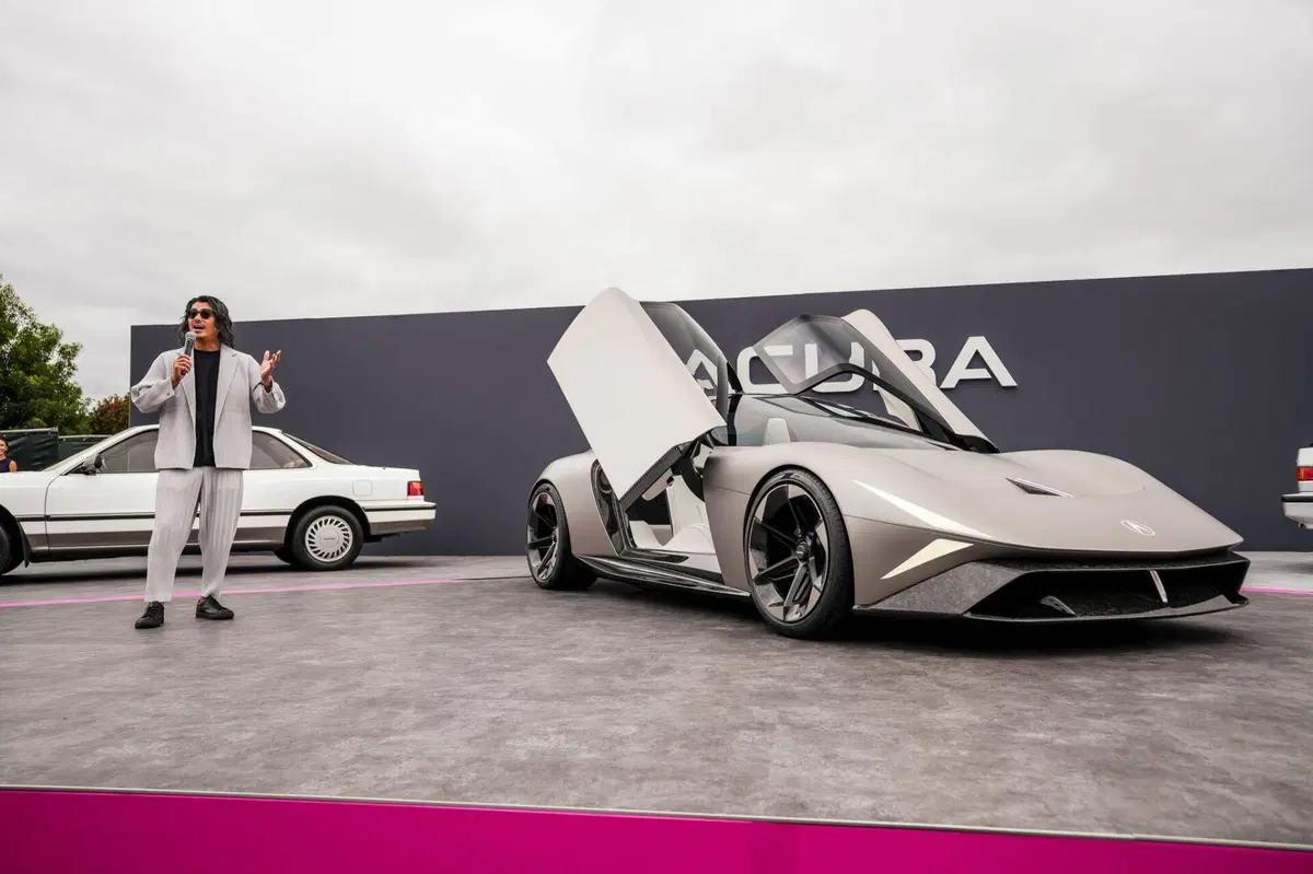 Sguardo al futuro o erede della Honda NSX? Acura svela la spaventosa NEXERA Vision [VIDEO] (52)