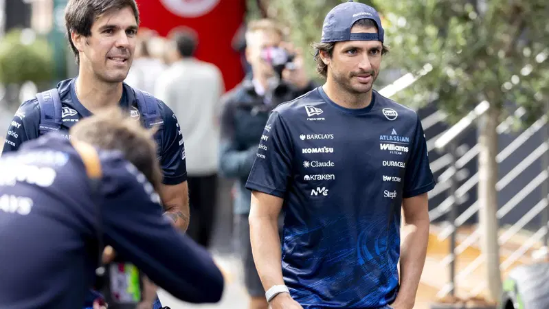 F1. "Non abbandono la nave, non lascio nessuno a piedi": Sainz gela il mercato e giura amore alla Williams