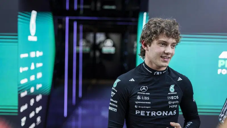 F1. Antonelli: “A Monza andrò in penalità”. Ma Mercedes prepara il grande aggiornamento