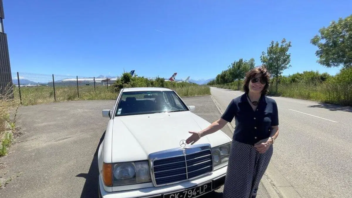 L'elogio della meccanica eterna: gli 800mila chilometri della "Venerabile" Mercedes bianca