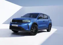 Opel Frontera: benzina e cambio manuale, arriva la variante più economica del B-Suv