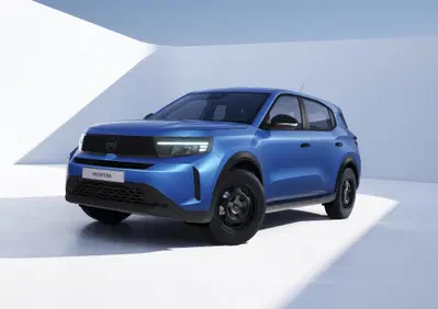 Opel Frontera: benzina e cambio manuale, arriva la variante più economica del B-Suv