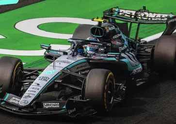 F1. Kimi Antonelli non si ferma più: domina la FP1 a Zandvoort tra pioggia, sabbia e il segreto della Ferrari
