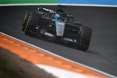 F1. Zampata da urlo di Russell a Zandvoort: pole Sprint al cardiopalma, beffa per Leclerc in qualifica!