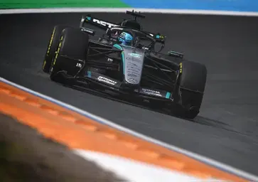 F1. Zampata da urlo di Russell a Zandvoort: pole Sprint al cardiopalma, beffa per Leclerc in qualifica!