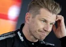 F1. Ero nel fumo, non vedevo nulla: ho avuto fortuna: Hulkenberg da brividi al via, poi il capolavoro a Zandvoort