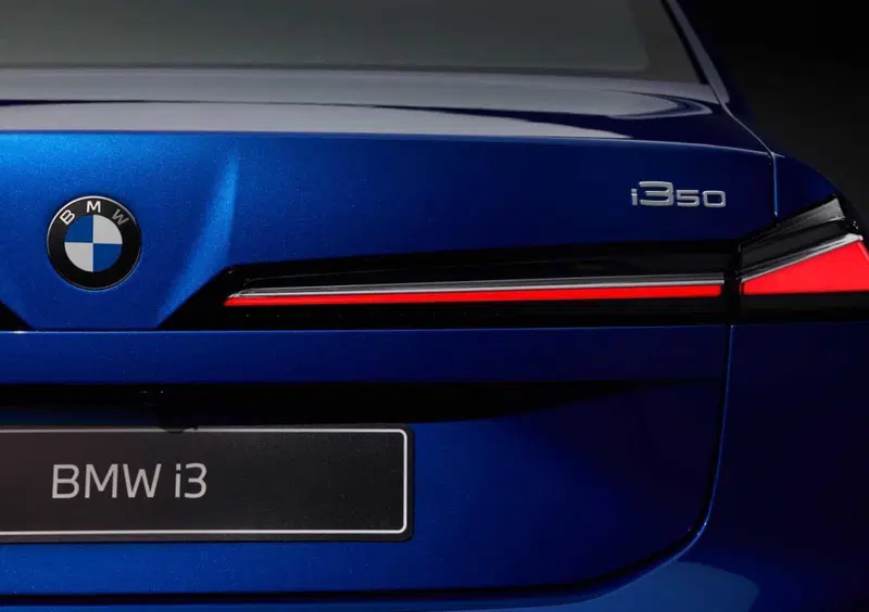 BMW i3 (2026-->>) (18)