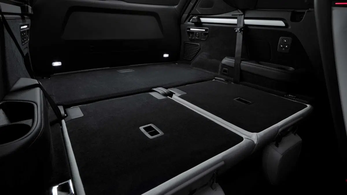 Audi Q9 (2026-->>) (13)