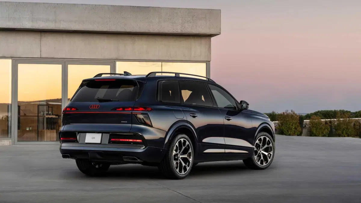 Audi Q9 (2026-->>) (3)