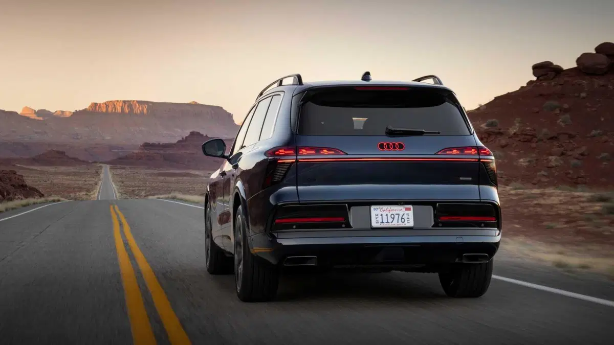 Audi Q9 (2026-->>) (7)