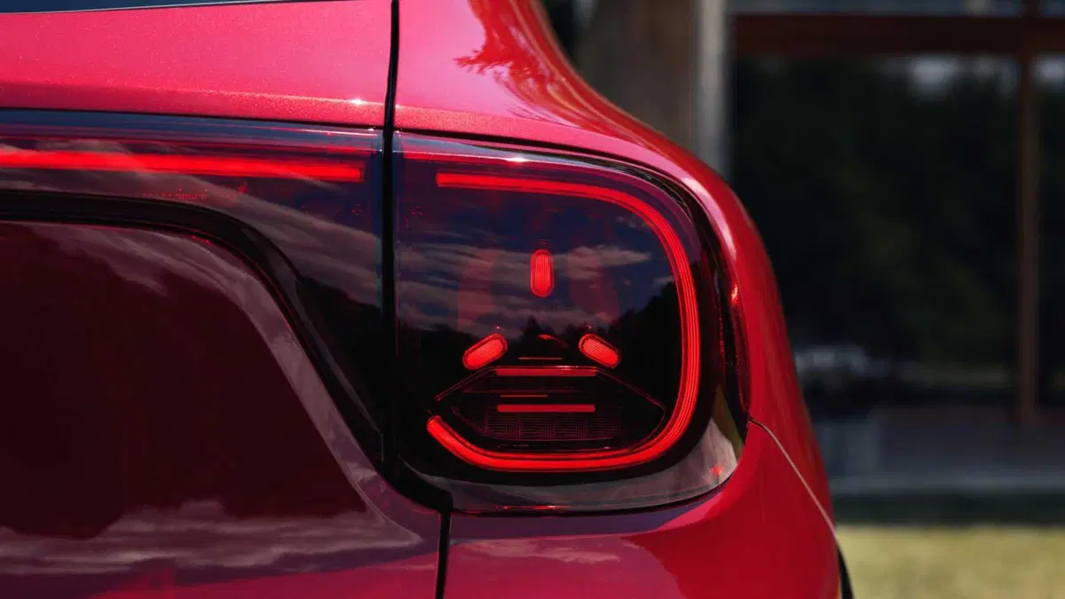 Mercedes-Benz GLA SUV (20)