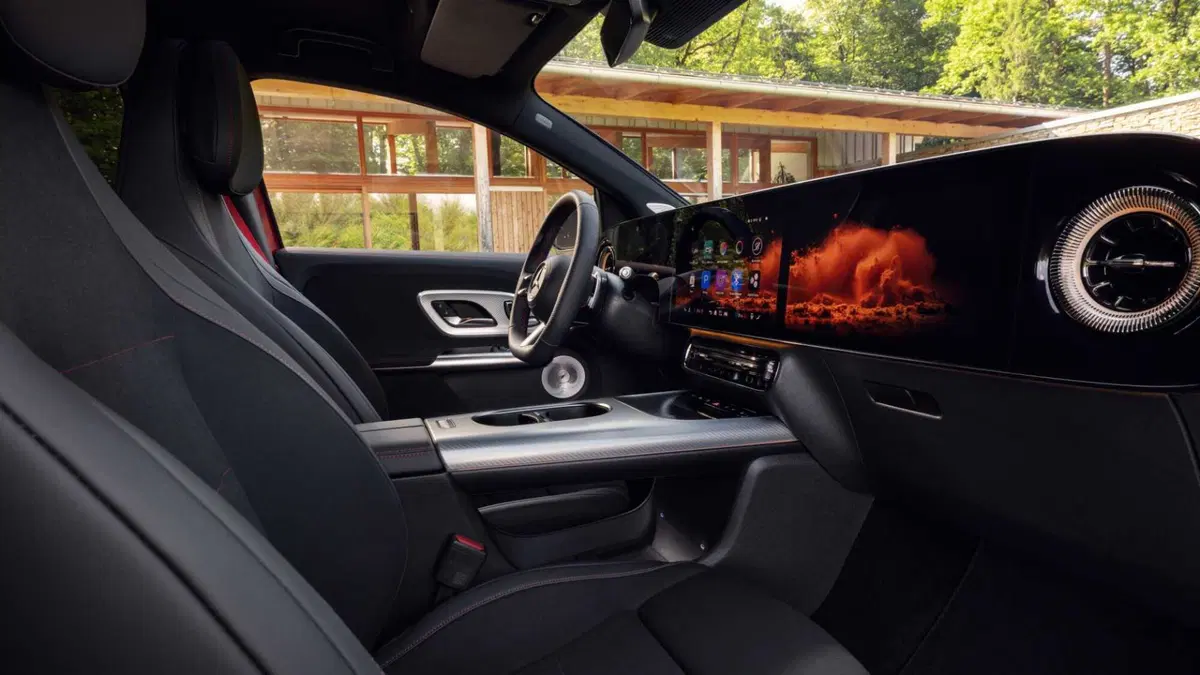 Mercedes-Benz GLA SUV (12)