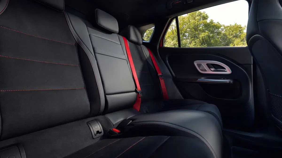Mercedes-Benz GLA SUV (15)