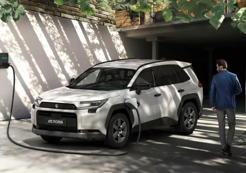 Suzuki Across (2026-->>) (3)
