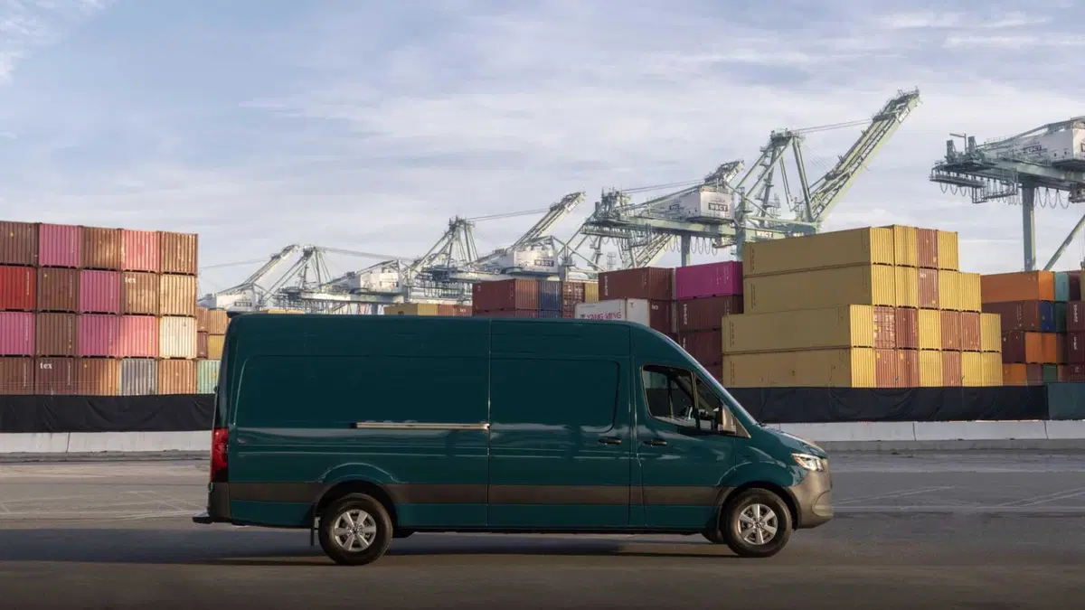 Mercedes-Benz Classe eSprinter Cabinato (2025-->>) (2)
